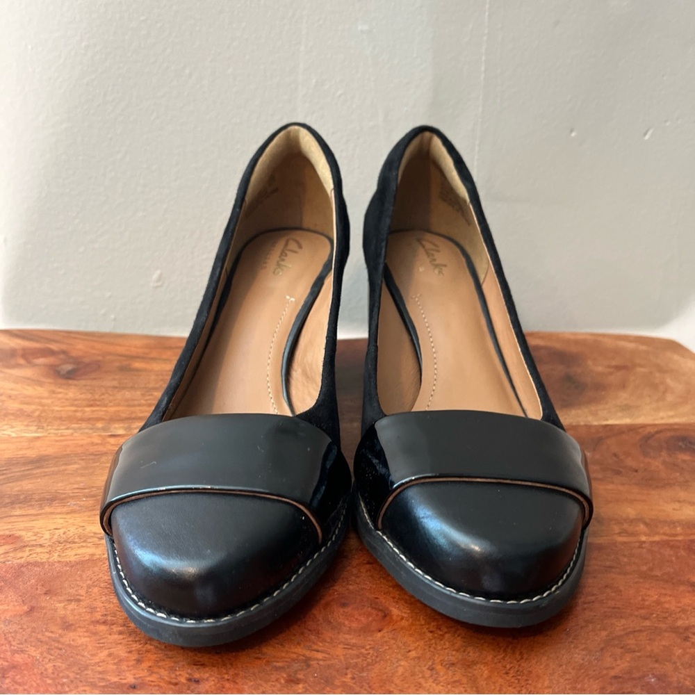 Women’s Clark’s Artisan Black Leather Pump Heels Size 6M - Picture 3 of 9